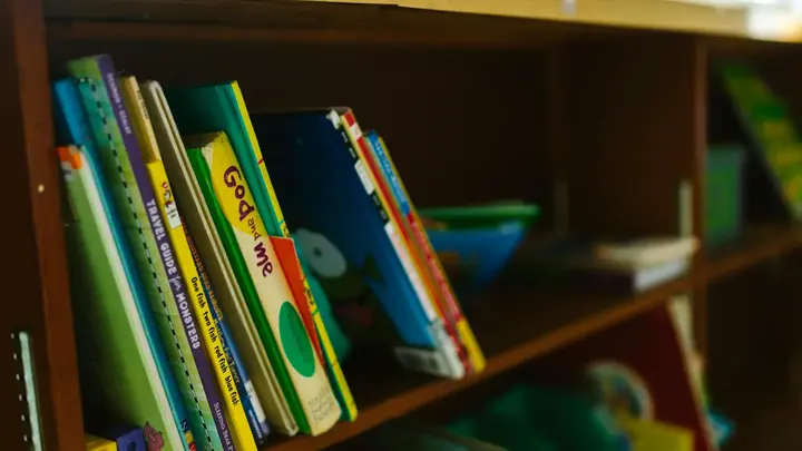 Aufbewahrung Kinderbücher: Ideen und Tipps, um Ordnung zu wahren und ausreichend Stauraum zu schaffen