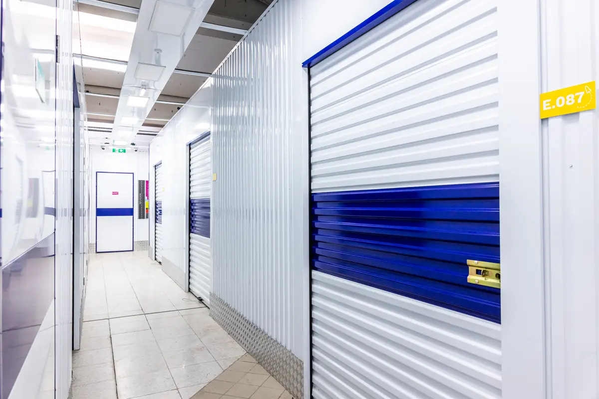 Storage room STORE ROOM Lager Handelskai