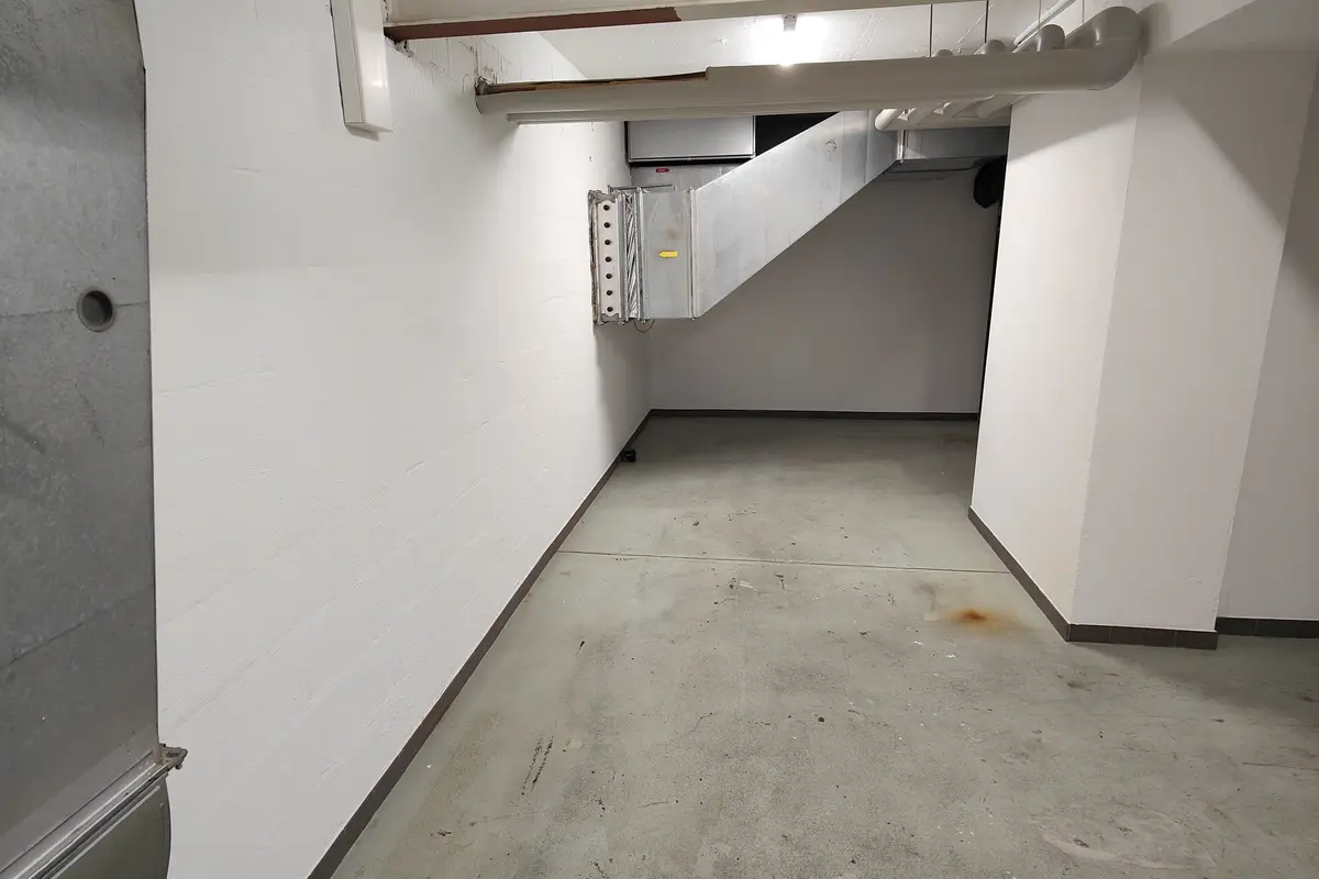Garde-meuble 41m2 Lagerraum Innere Margarethenstrasse Nähe Basel SBB