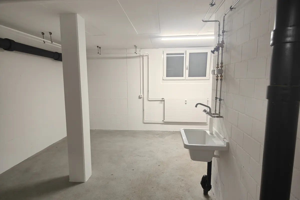 Garde-meuble 23.7m2 Lagerraum Suhr - Gönhardweg 11A (VERFÜGBAR AB MITTE NOVEMBER)