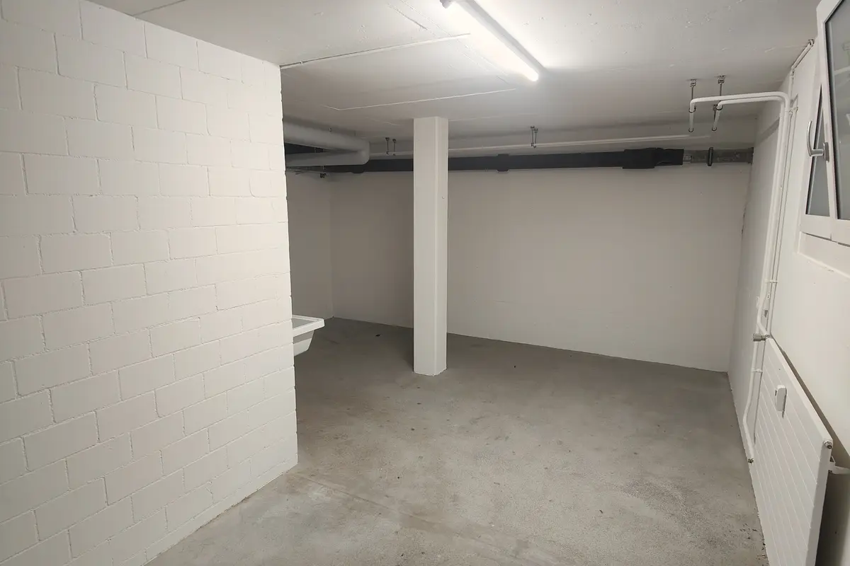 Garde-meuble 23.7m2 Lagerraum Suhr - Gönhardweg 11A (VERFÜGBAR AB MITTE NOVEMBER)