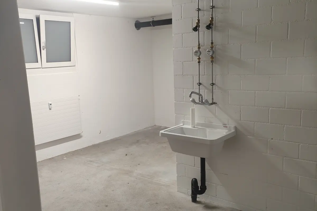 Garde-meuble 23.7m2 Lagerraum Suhr - Gönhardweg 11A (VERFÜGBAR AB MITTE NOVEMBER)