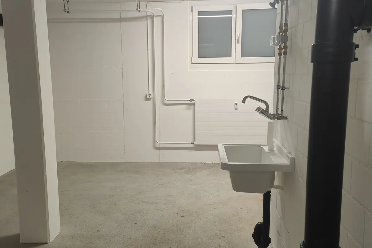 Garde-meuble 23.7m2 Lagerraum Suhr - Gönhardweg 11A (VERFÜGBAR AB MITTE NOVEMBER)