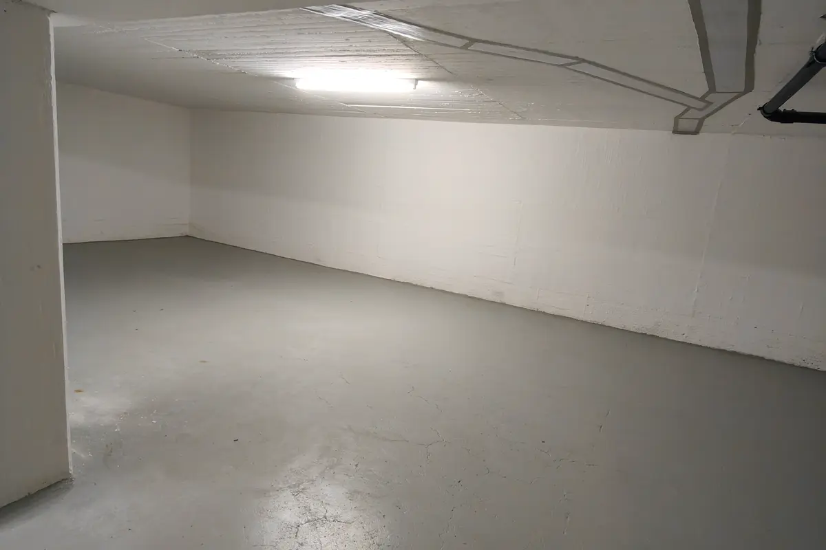 Storage room Lagerraum mieten Zürich Kreis 7 - 87m2 Zeltweg 67