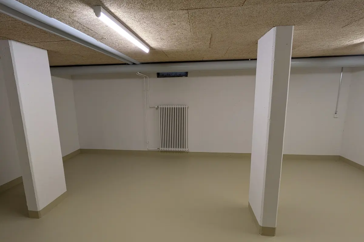 Garde-meuble 31.81m2 Lagerraum Fehraltorf - Haldenstrasse 10