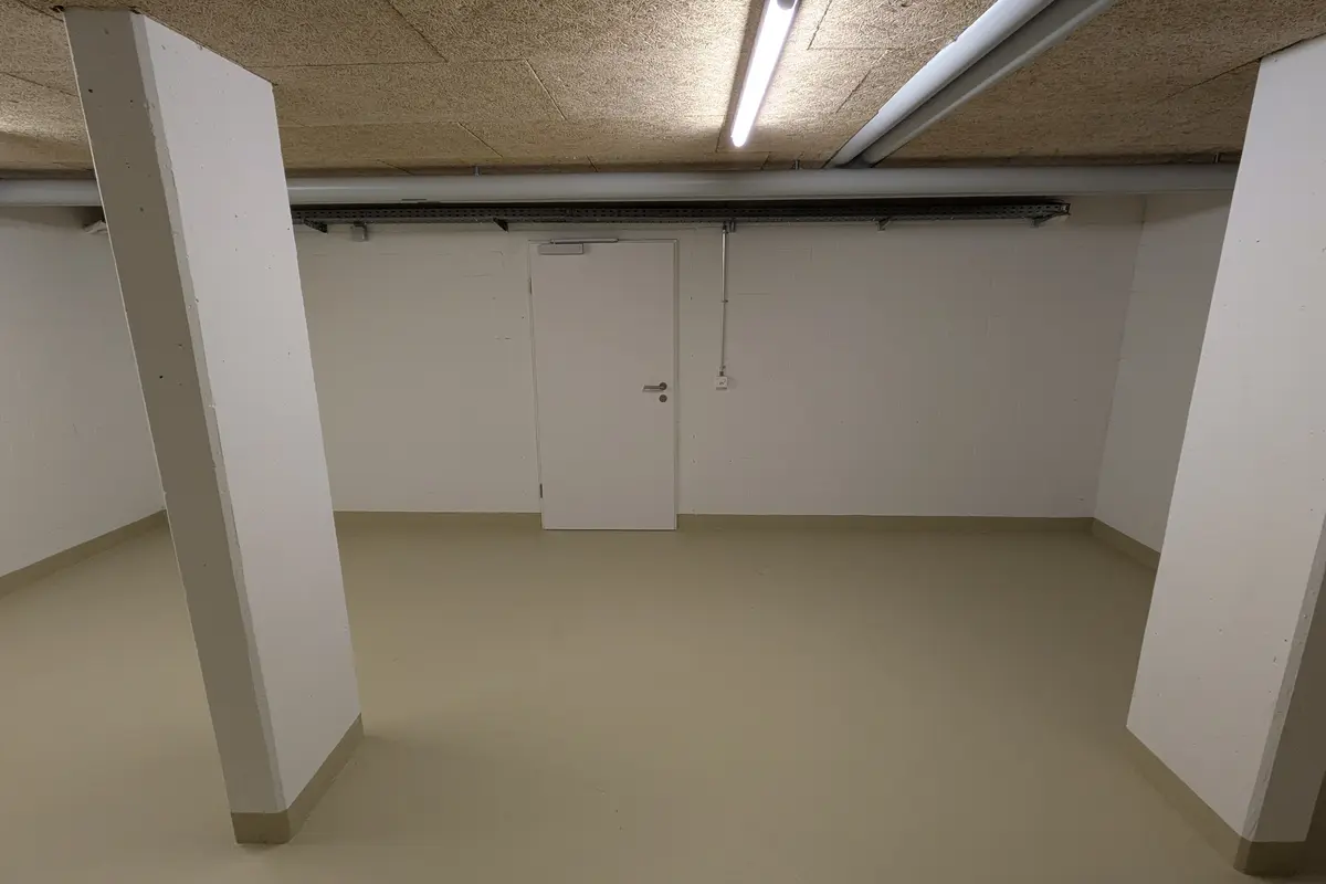 Garde-meuble 31.81m2 Lagerraum Fehraltorf - Haldenstrasse 10