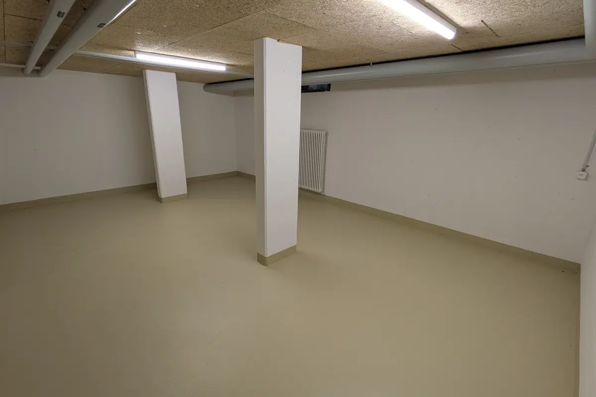 Garde-meuble 31.81m2 Lagerraum Fehraltorf - Haldenstrasse 10