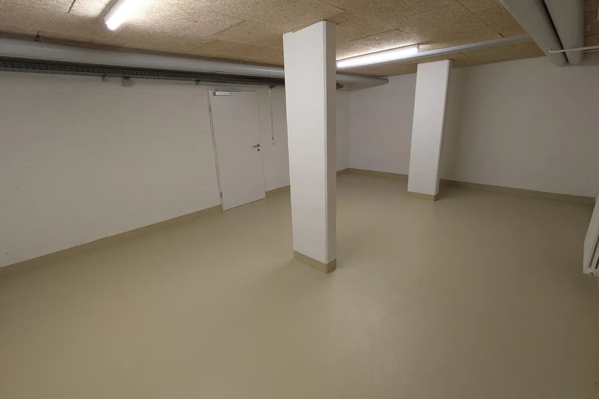 Garde-meuble 31.81m2 Lagerraum Fehraltorf - Haldenstrasse 10