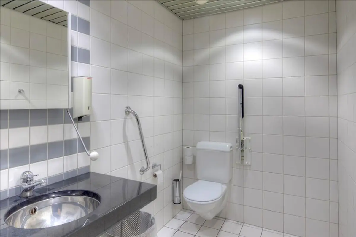 Lagerraum mieten Lager-/Archivraum vis-à-vis Bahnhof Ostermundigen