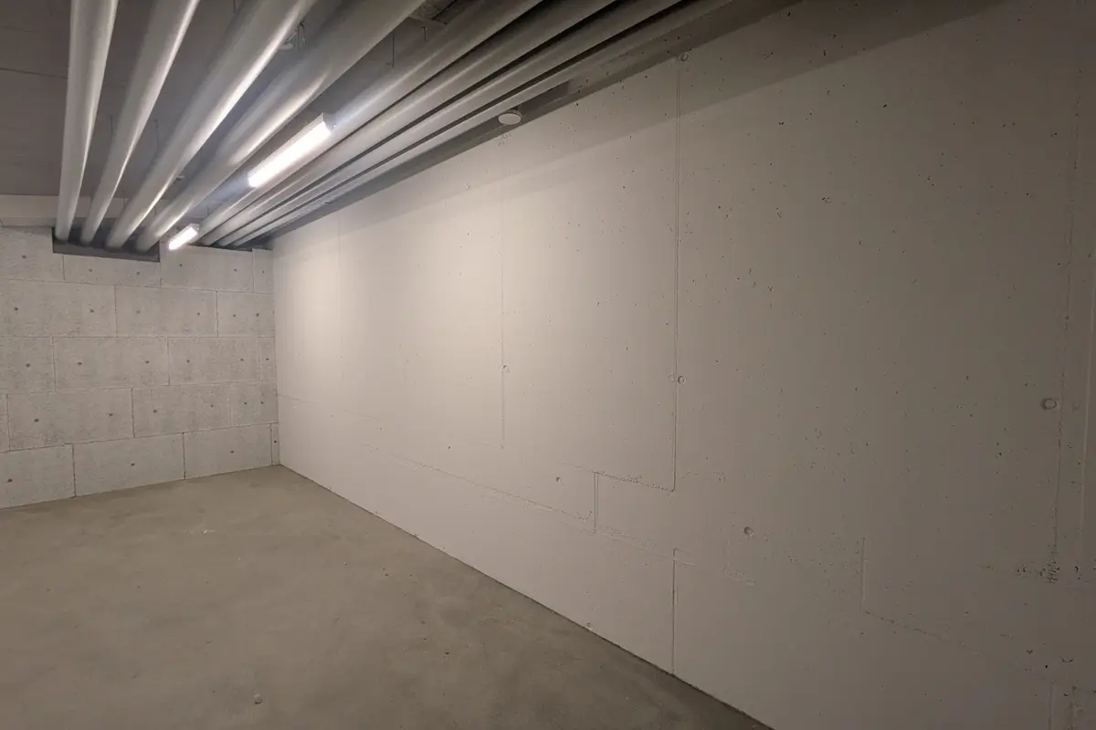 Storage room 82.5m2 Lagerraum Regensdorf - Althardstrasse 52B