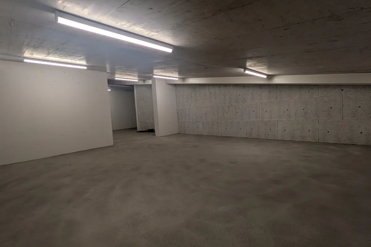 Storage room 82.5m2 Lagerraum Regensdorf - Althardstrasse 52B