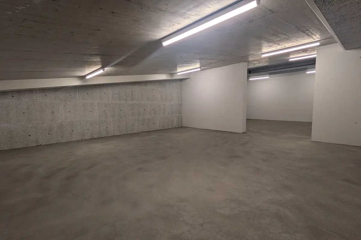 Storage room 82.5m2 Lagerraum Regensdorf - Althardstrasse 52B