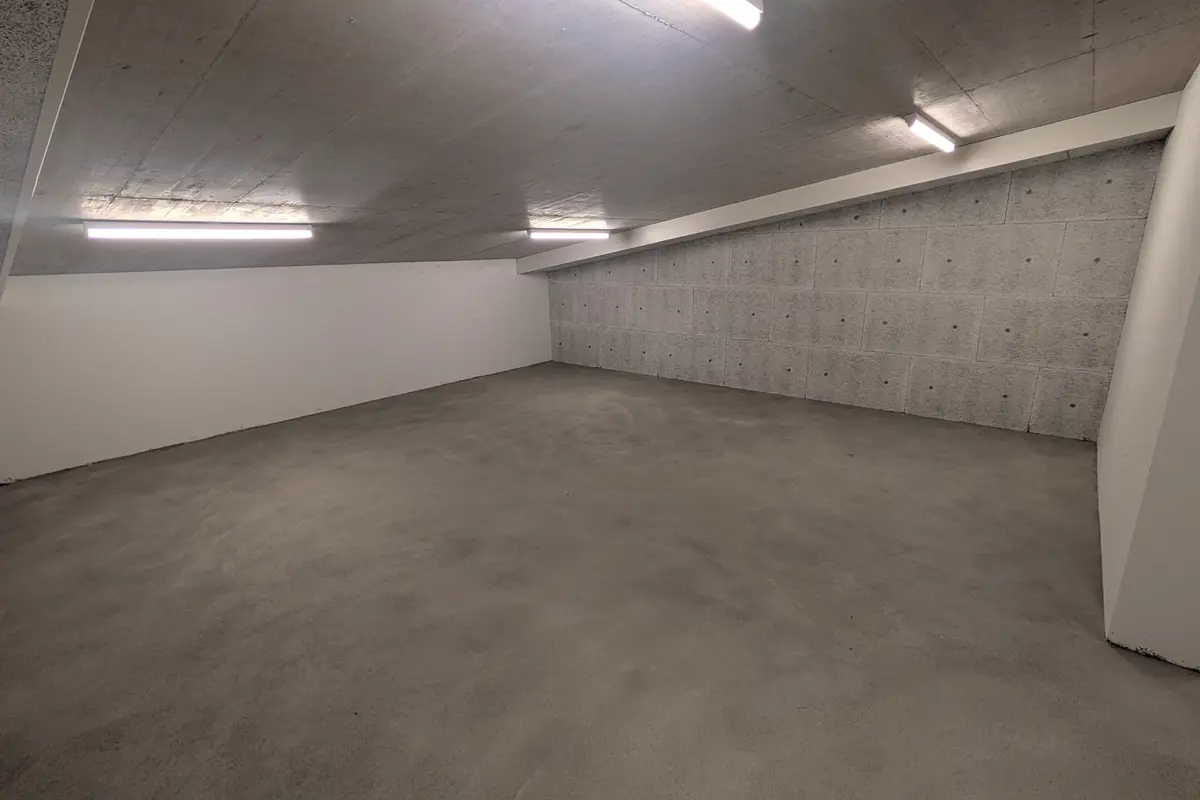 Storage room 82.5m2 Lagerraum Regensdorf - Althardstrasse 52B
