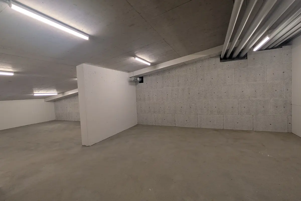 Storage room 82.5m2 Lagerraum Regensdorf - Althardstrasse 52B