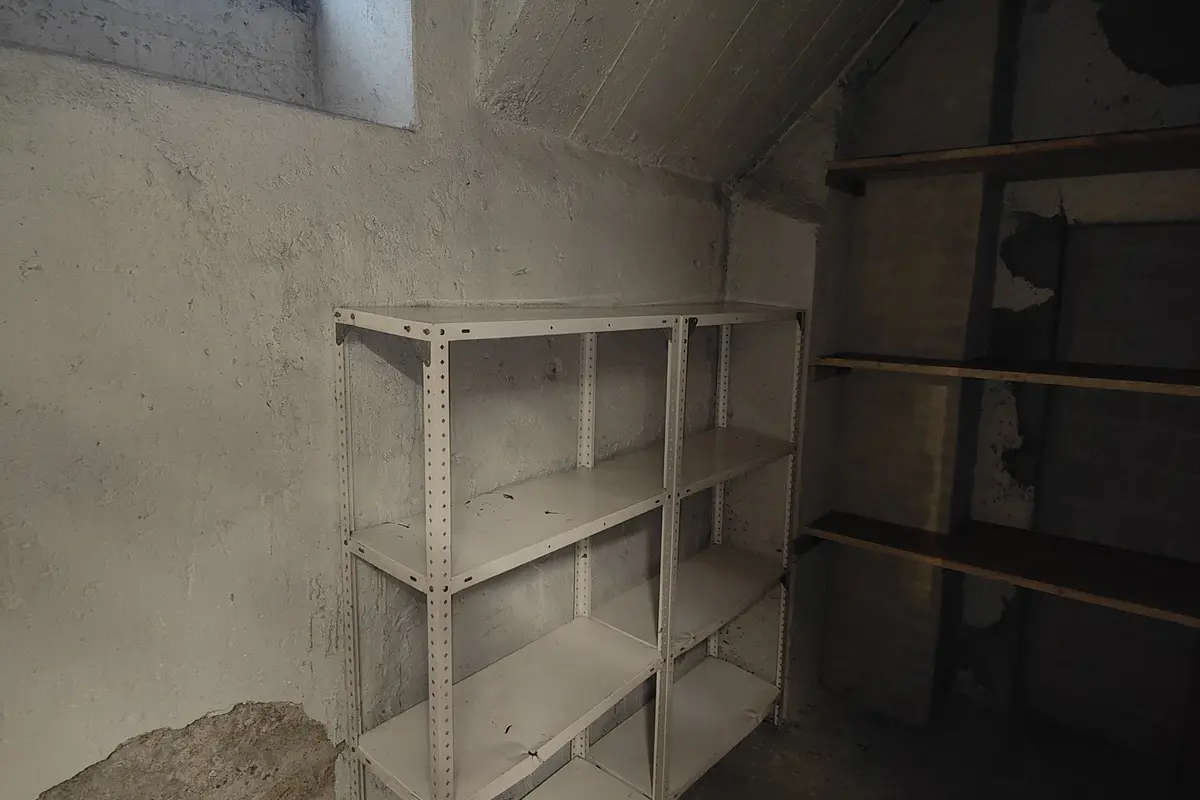 Garde-meuble 4.82m2 Lagerraum Zürich - Badenerstrasse 356