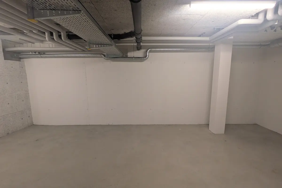Garde-meuble 64.1m2 Lagerraum Regensdorf - Althardstrasse 52C (VERFÜGBAR AB OKTOBER)