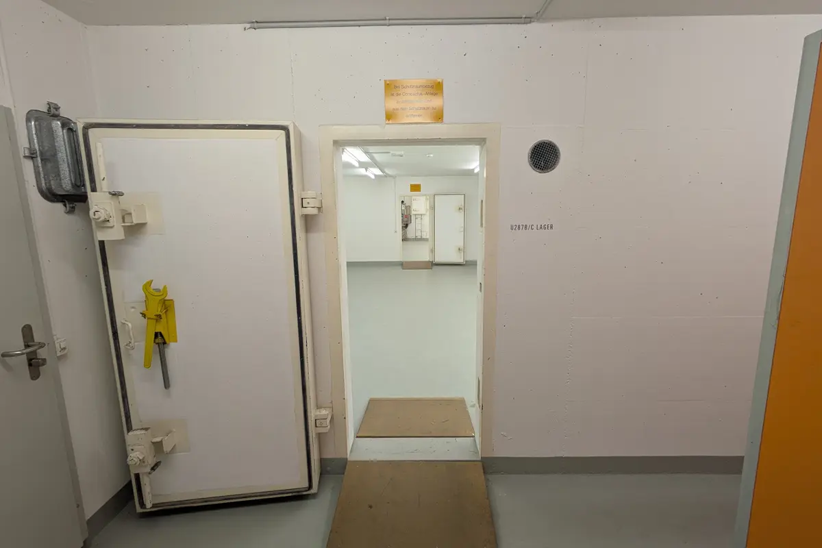 Lagerraum mieten 115.0m2 Lagerraum Zürich - Hohlstrasse 552-556