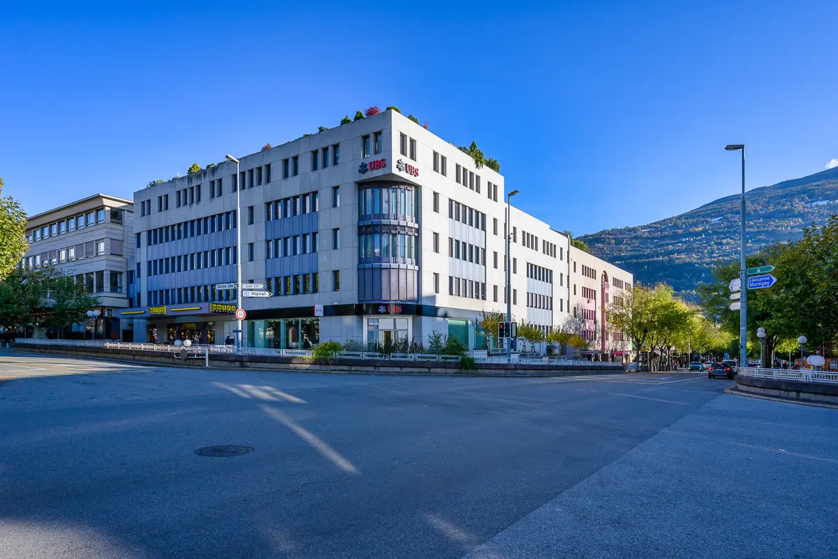 Garde-meuble Dépôt de 152 m2 à louer proche de la gare