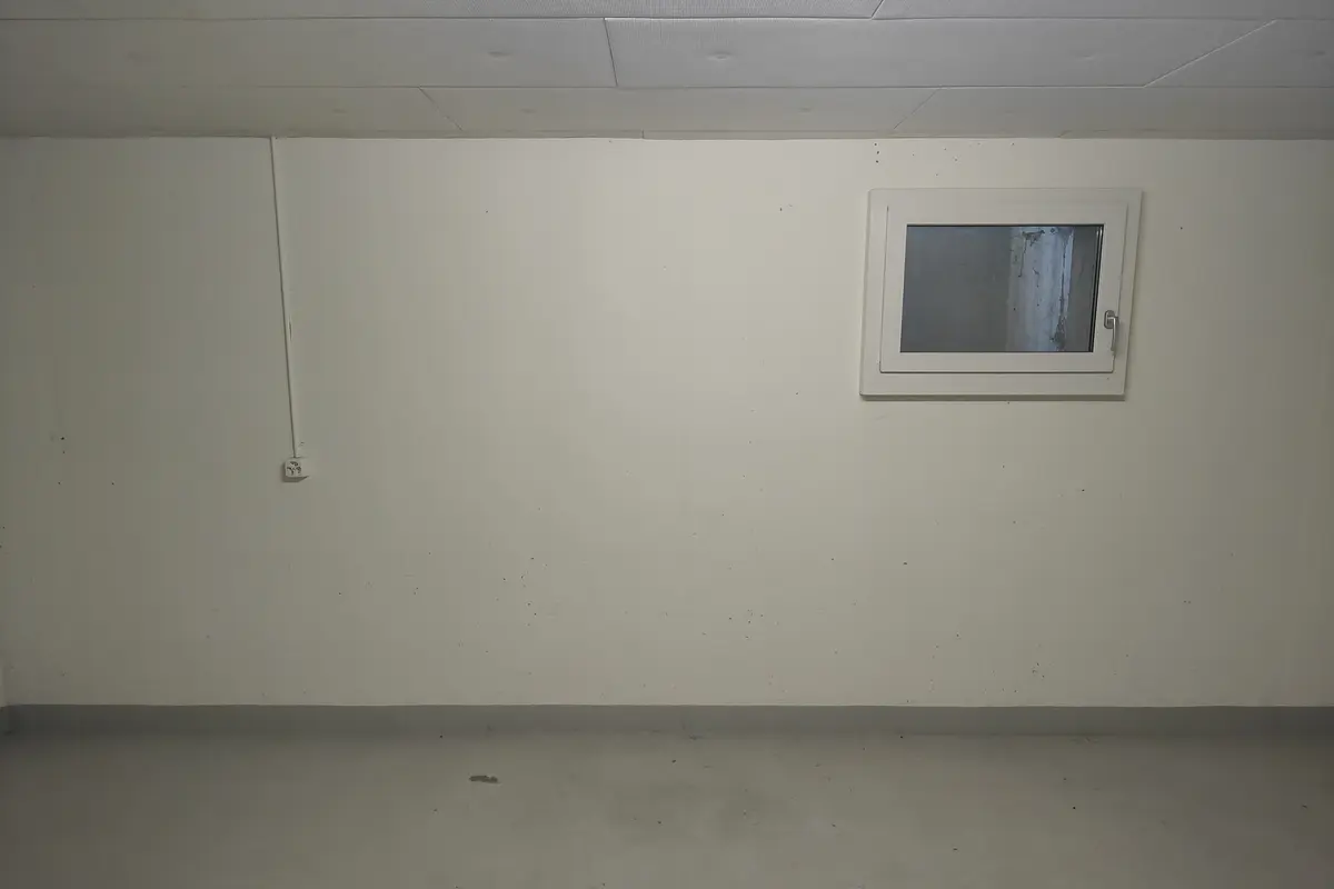 Garde-meuble 21m2 Lagerraum Bülach - Im Rietpark 17 (VERFÜGBAR AB MITTE OKTOBER)