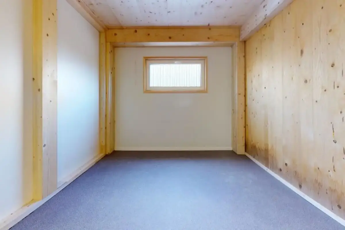 Storage room Lager-, Büro-, Bastel- und Hobbyräume in Spreitenbach