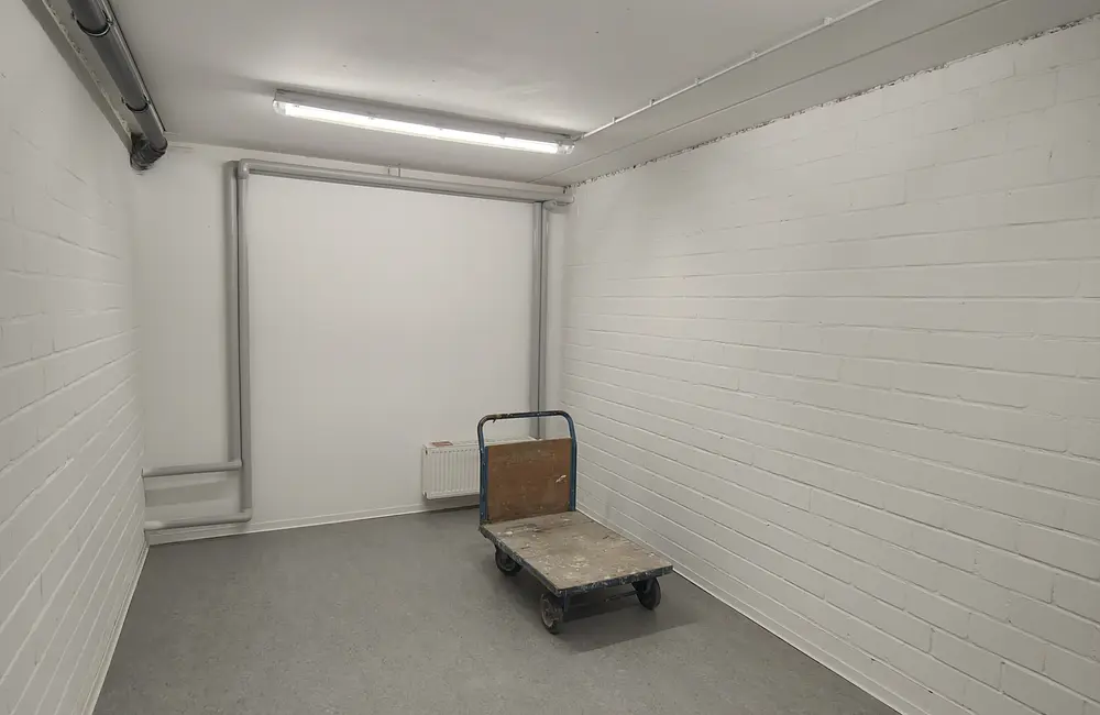 Lagerraum mieten 17m2 bis 121m2 Lagerräume Köln Holweide - Colonia-Allee 13