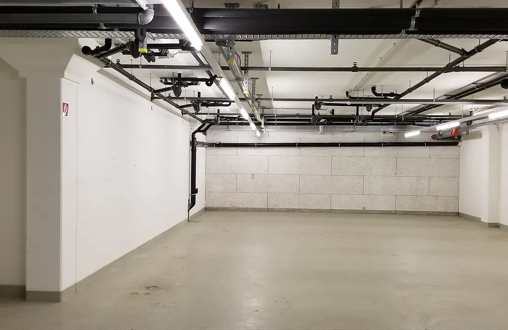 Garde-meuble Diverse Lagerräume in der Shopping Arena St. Gallen zu vermieten