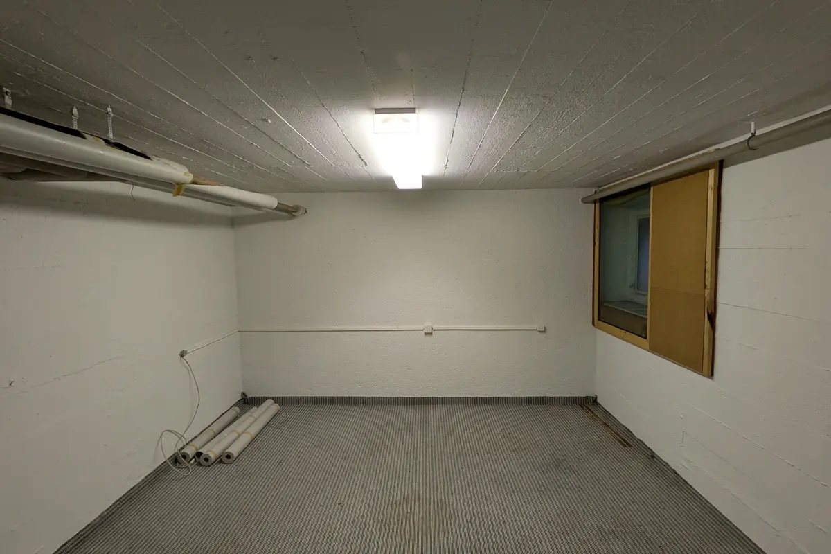 Storage room 18m2 Lagerraum Basel - Dornacherstrasse 95