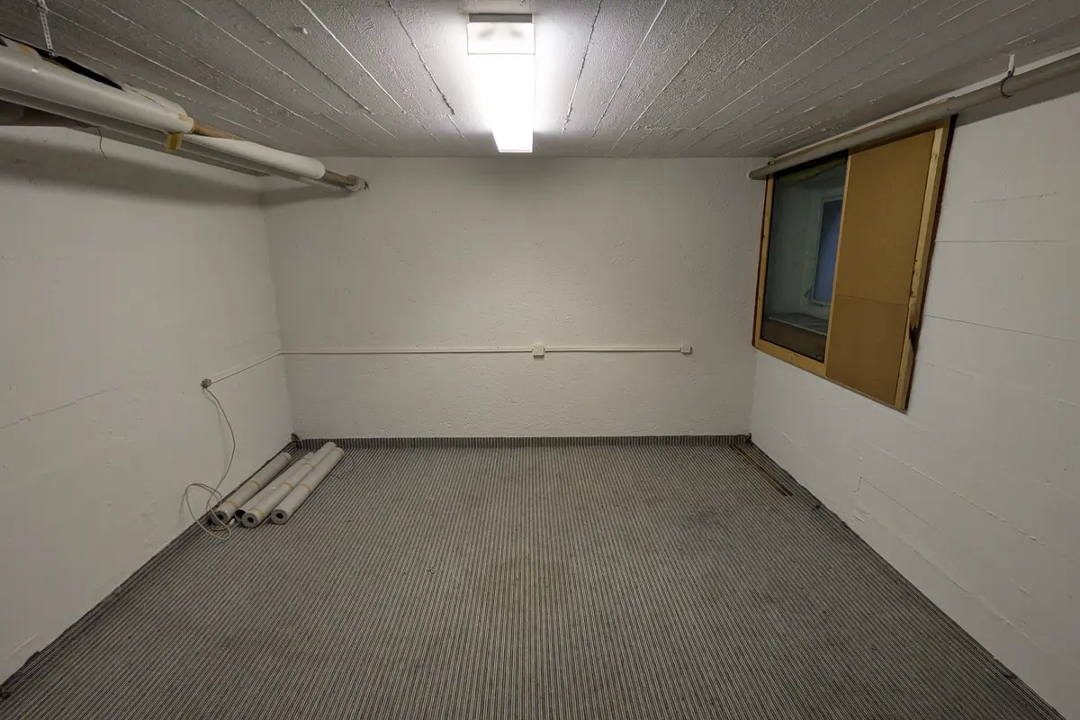 Storage room 18m2 Lagerraum Basel - Dornacherstrasse 95