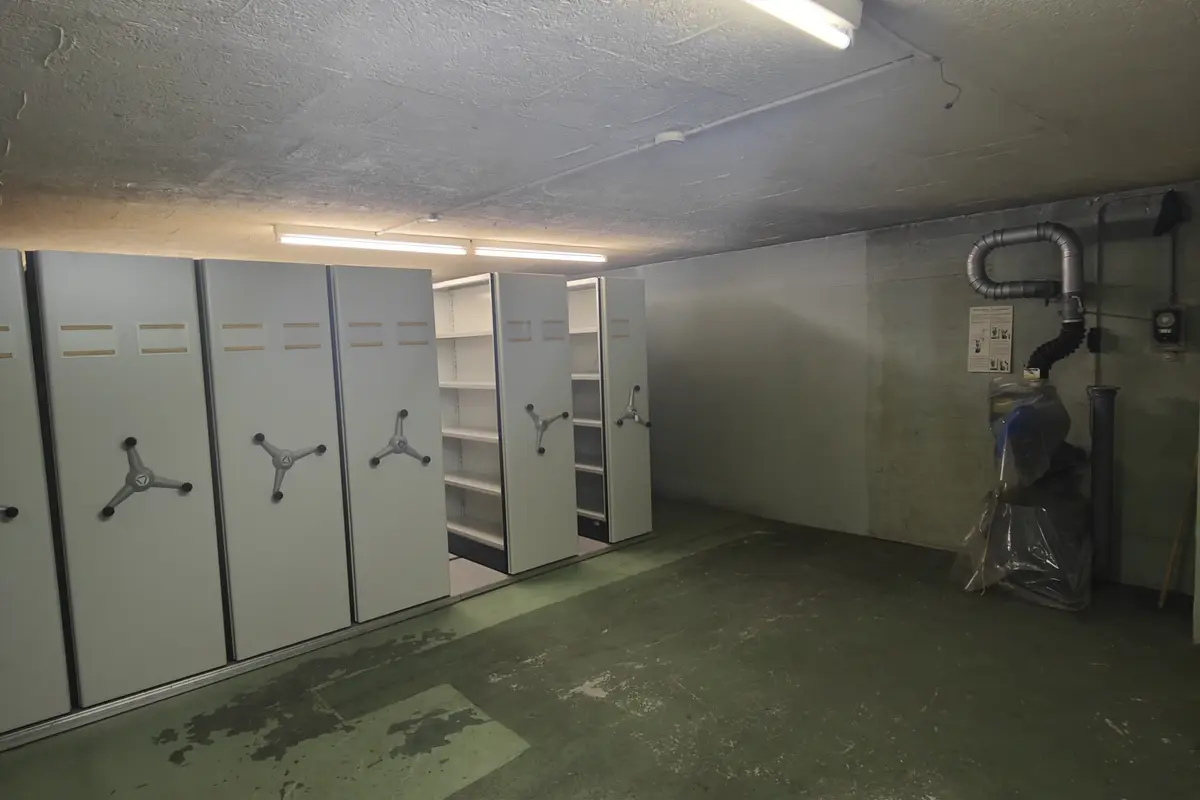 Storage room 47.52m2 Lagerraum Zürich - Zweierstrasse 25