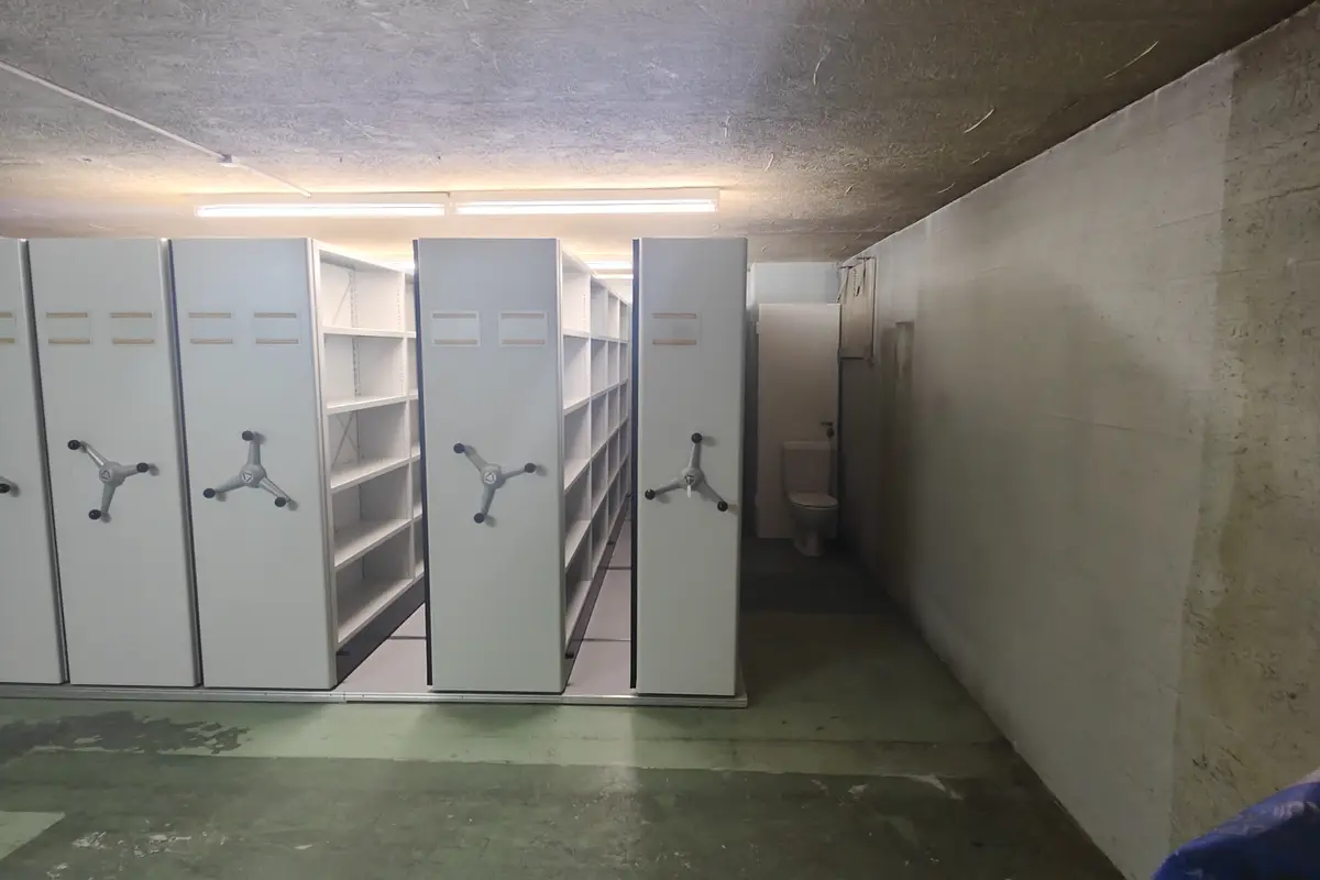 Storage room 47.52m2 Lagerraum Zürich - Zweierstrasse 25