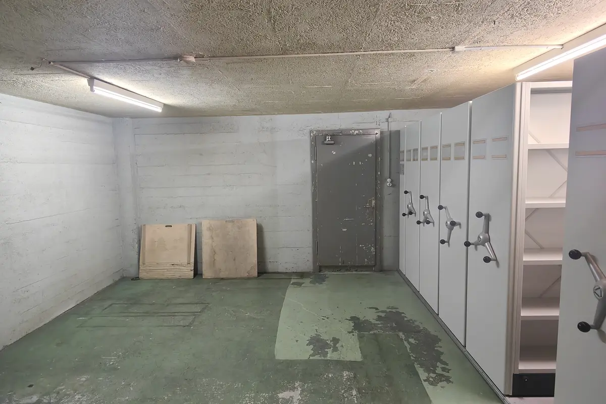 Storage room 47.52m2 Lagerraum Zürich - Zweierstrasse 25