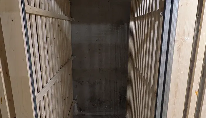 Storage room Storage room Switzerland: Storage room Esplanade de Surville 1, 1213 Petit-Lancy