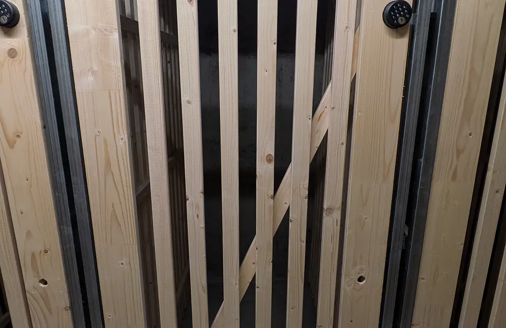 Storage room 1.32m2 Cave Petit-Lancy - Esplanade de Surville 1