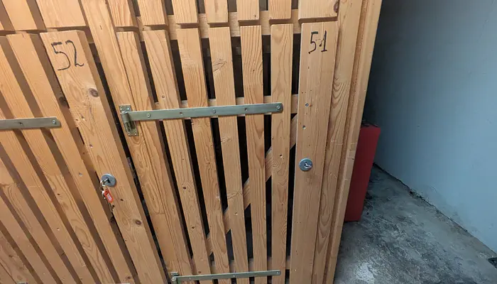 Storage room Storage room Switzerland: Storage room Rue du Simplon 10, 1006 Lausanne