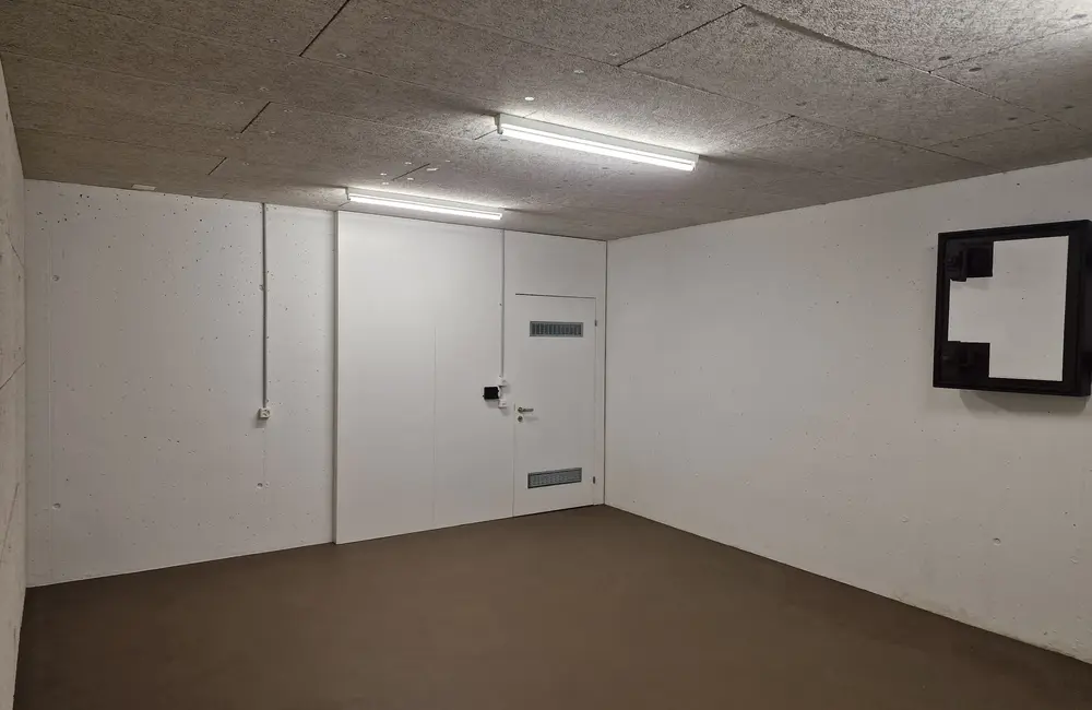 Storage room 30 m2 Lagerraum an zentraler Lage in der Stadt Zürich