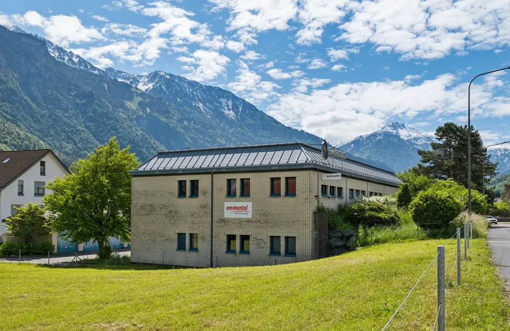 Storage room Platz, Freiheit & Alpenblick – Ihre neue Fläche in Glarus