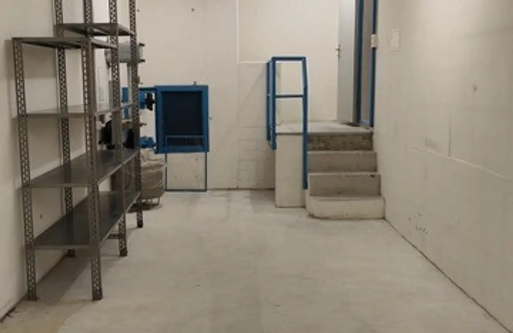 Storage room Lagerraum an bester Lage!