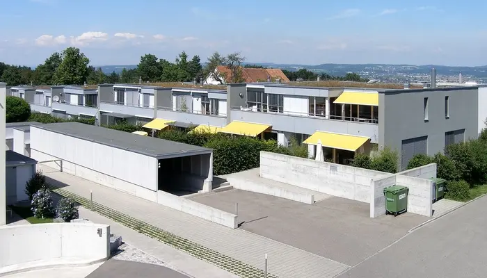 Lagerraum mieten Lagerraum mieten Brüttisellen: Einzelgarage Spirackerstrasse 25 / Garagen, 8044 Gockhausen