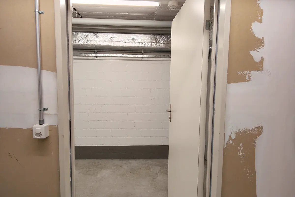 Storage room 5m2 Lagerraum Zürich Kreis 7 - 5m2 Witikonerstrasse 15