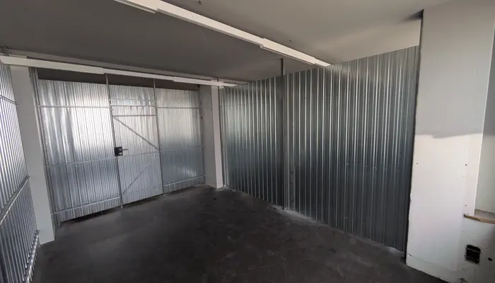Storage room Storage room Küsnacht (ZH): Storage room Birmensdorferstrasse 20, 8004 Zürich