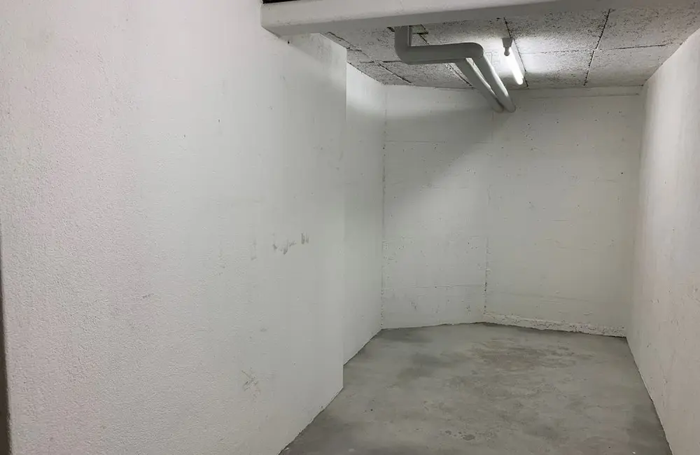 Lagerraum mieten Petit dépôt de 13 m2 dans immeuble résidentiel