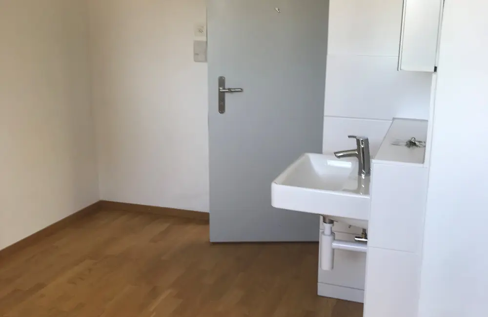 Storage room Bastelraum mit Lavabo