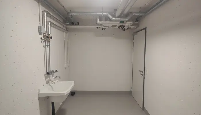 Garde-meuble Garde-meuble Kloten: Pièce de stockage Stoffelstrasse 15, 8052 Zürich