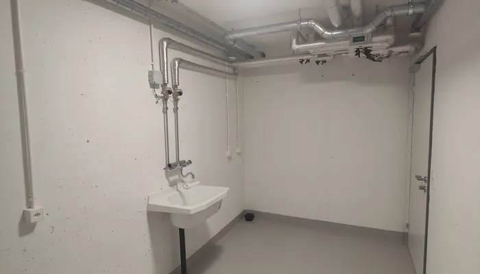 Garde-meuble Garde-meuble Kloten: Pièce de stockage Stoffelstrasse 15, 8052 Zürich