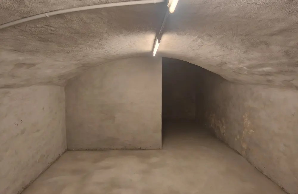 Storage room 22.88m2 Lagerraum Neuendorf - Dorfstrasse 37/37a
