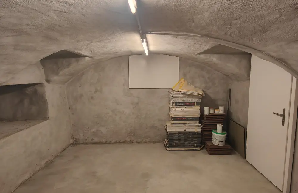 Storage room 22.88m2 Lagerraum Neuendorf - Dorfstrasse 37/37a