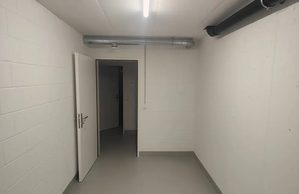 Storage room 8.88m2 Lagerraum Neuendorf - Dorfstrasse 37/37a