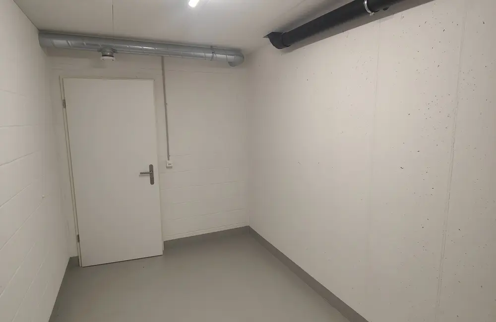 Storage room 8.88m2 Lagerraum Neuendorf - Dorfstrasse 37/37a