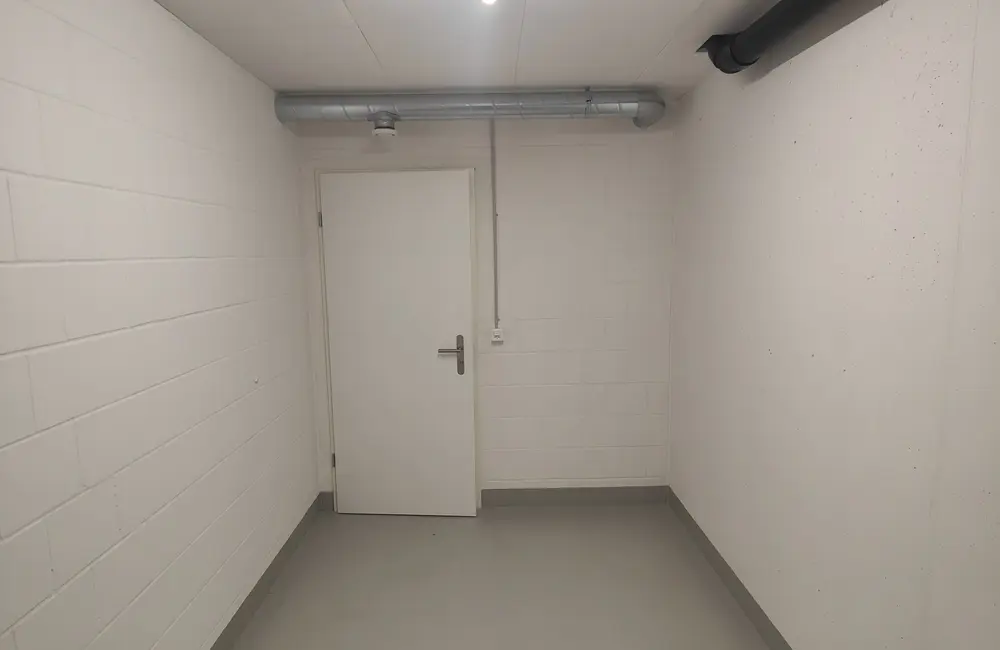 Storage room 8.88m2 Lagerraum Neuendorf - Dorfstrasse 37/37a