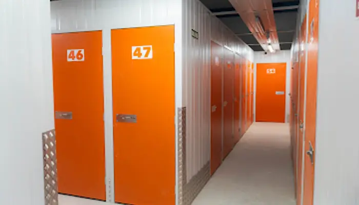 Storage room Storage room Iturrama: Storage room C. Mendigorría 17, 31015 Pamplona